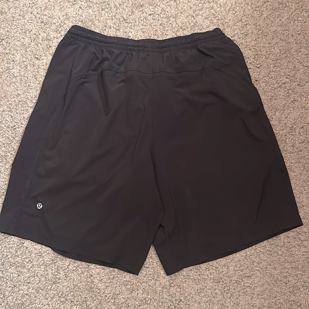 L -Lululemon - 9 inch - Lined - Pace Breaker Short